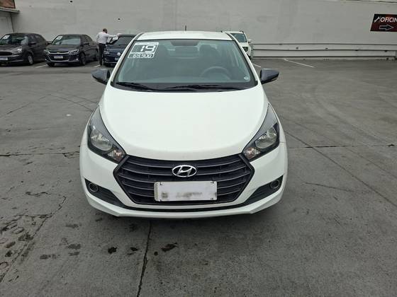 HYUNDAI HB20S 1.6 COMFORT PLUS 16V FLEX 4P AUTOMÁTICO HYUNDAI HB20S 1.6 COMFORT PLUS 16V FLEX 4P AUTOMÁTICO